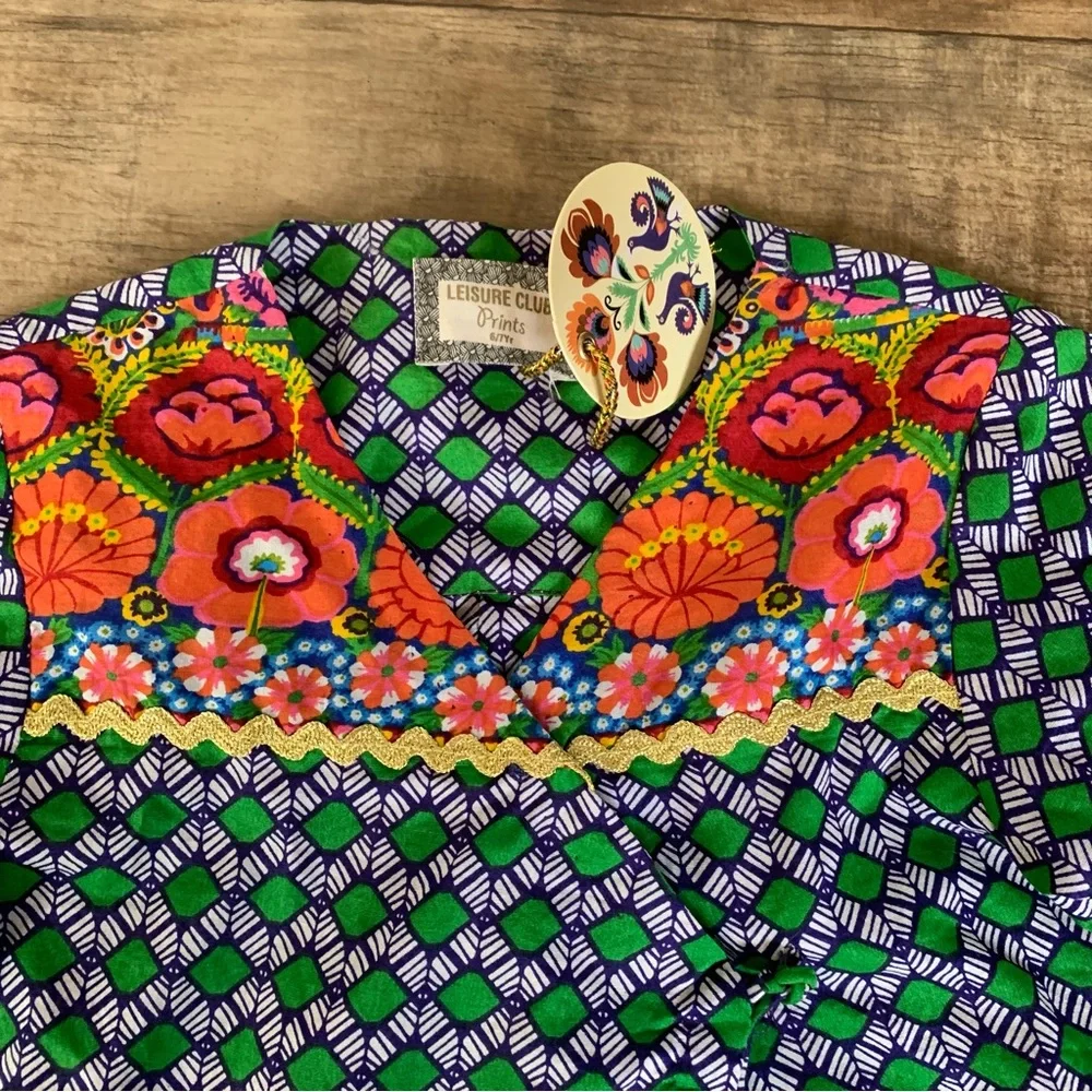 New Leisure club cherry blossom top